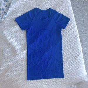 Lululemon Swiftly Tech Short Sleeve Shirt 2.0 in Blazer Blue Tone